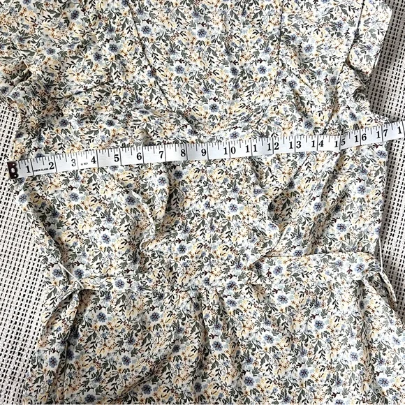 Max Studio Floral Ruffled Tie Waist Top - Picture 10 of 10